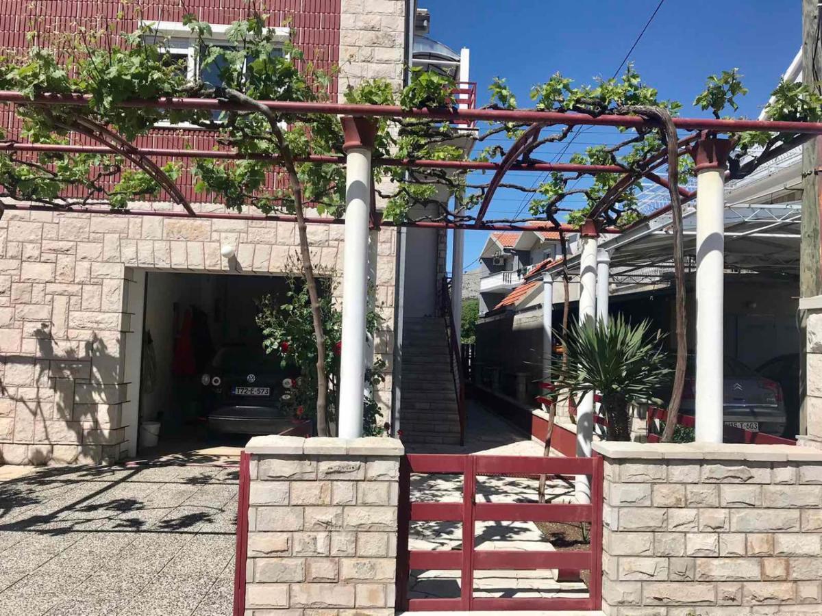 Apartmani Rada Trebinje Exterior foto